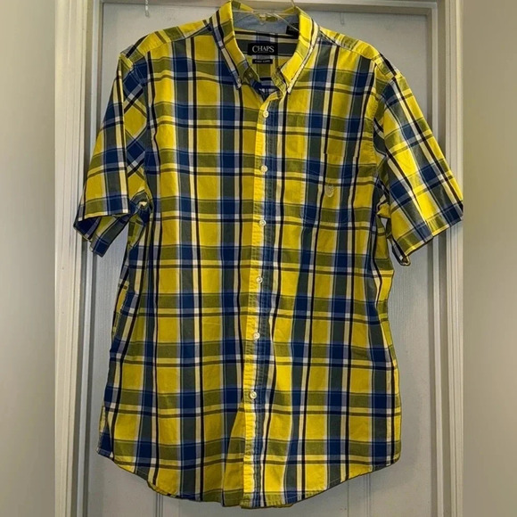 Chaps Easy Care Short Sleeve Shirt - Picture 1 of 5